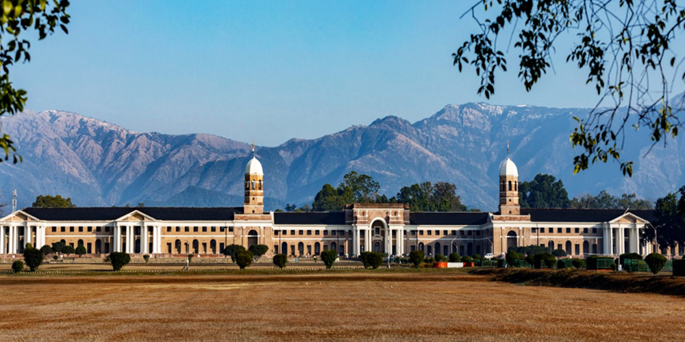 Noida To Dehradun Taxi